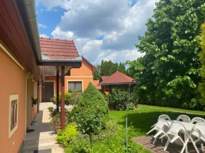 Apartman Dóra